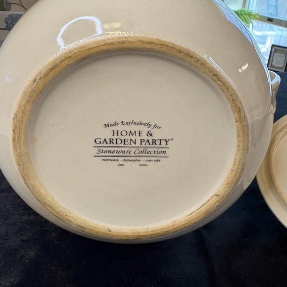 Vintage Home And Garden Party Ltd. Stoneware Bean Pot - Picture 9 of 12